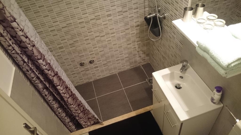 Guest House Korado Rovinj Bagian luar foto