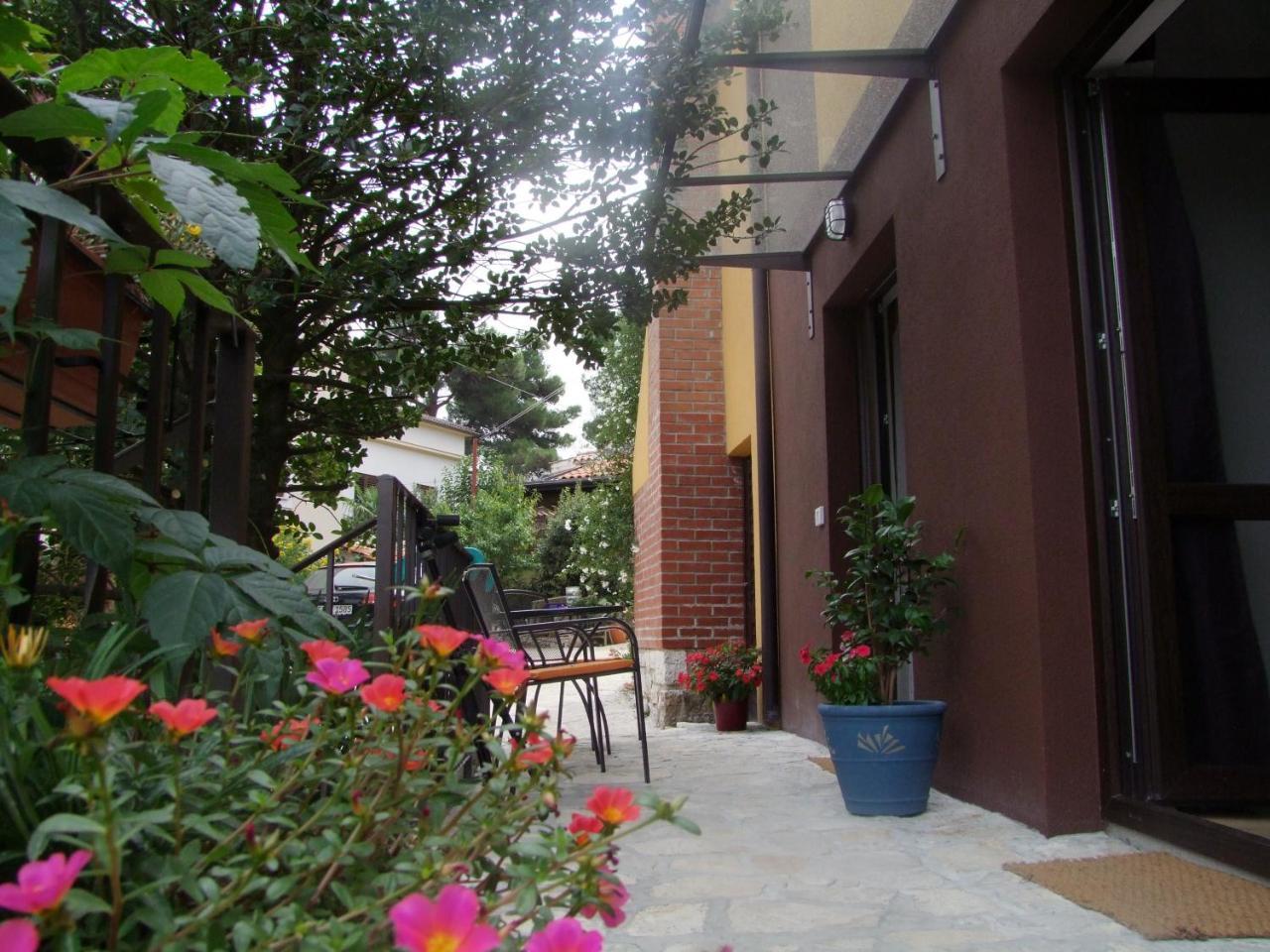 Guest House Korado Rovinj Bagian luar foto