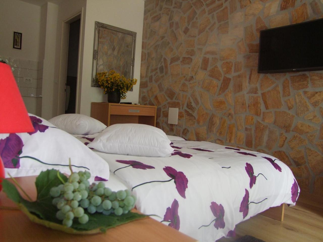 Guest House Korado Rovinj Bagian luar foto