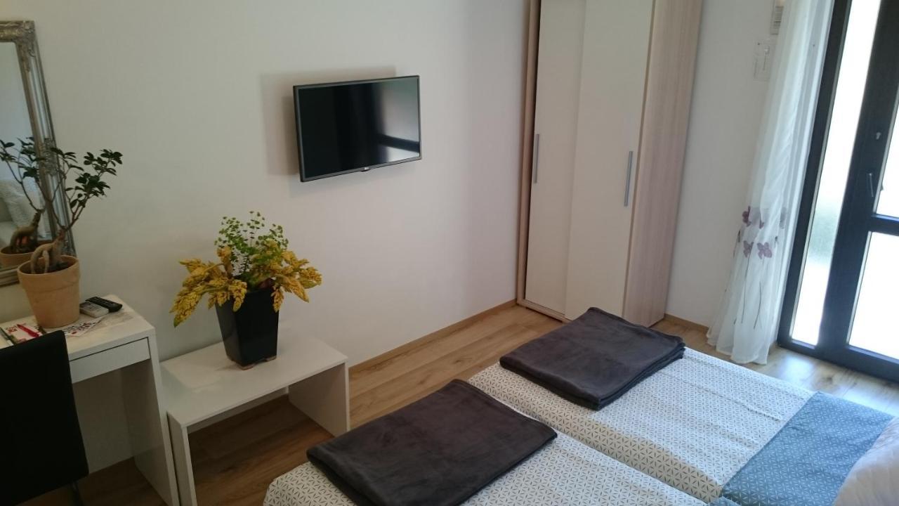 Guest House Korado Rovinj Bagian luar foto