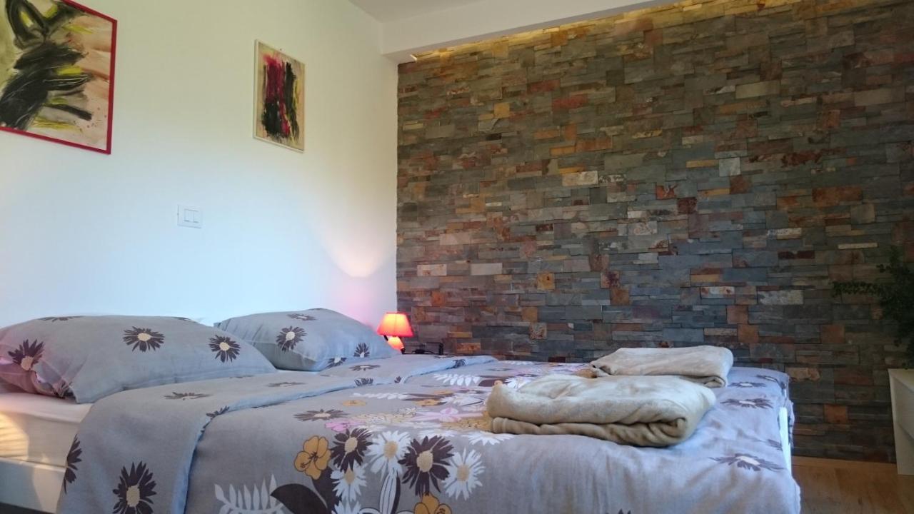Guest House Korado Rovinj Bagian luar foto