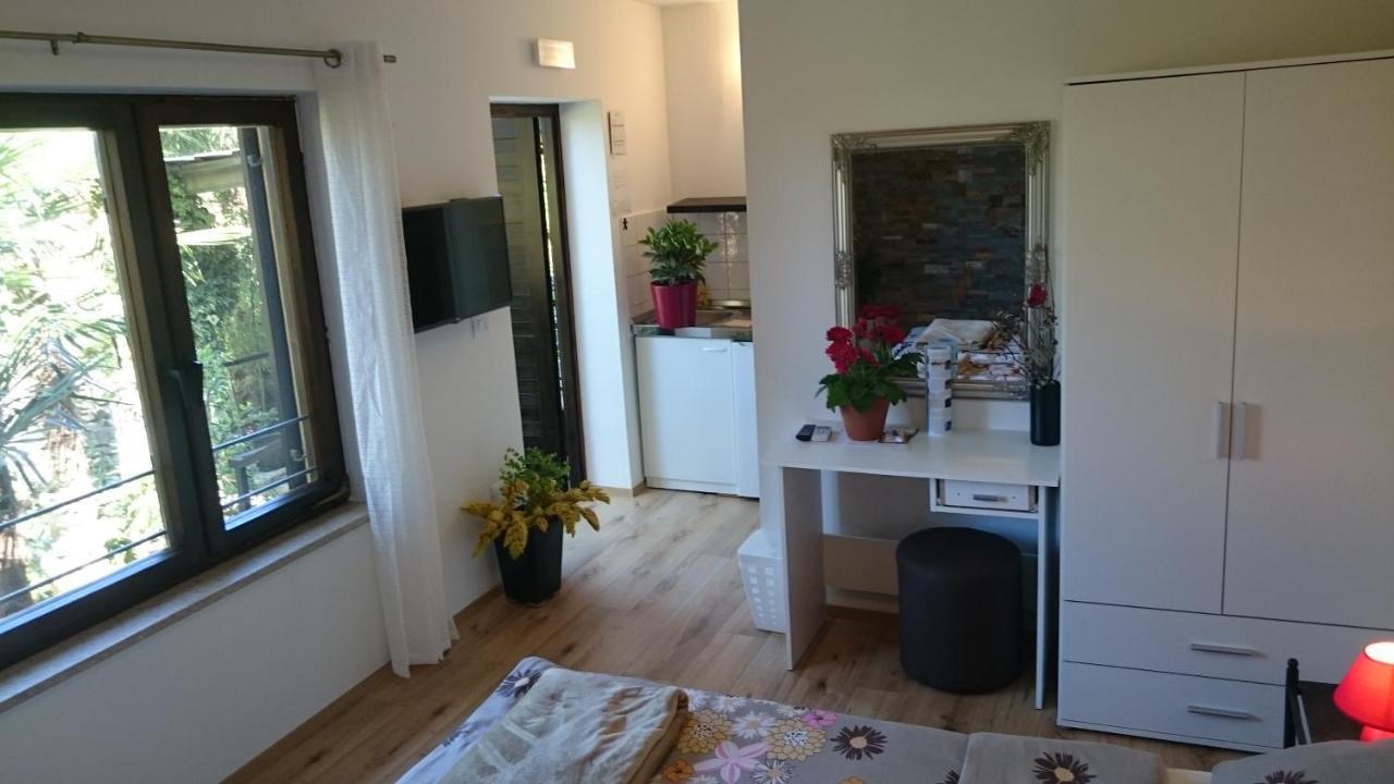 Guest House Korado Rovinj Bagian luar foto