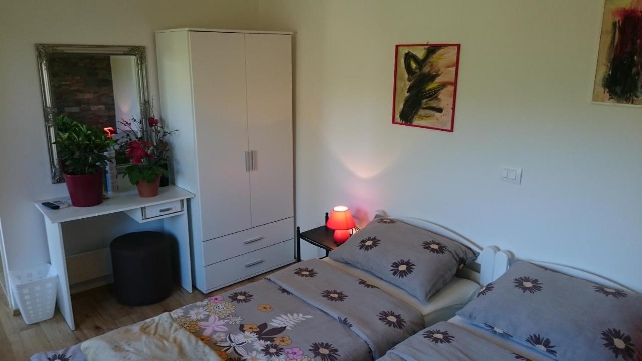 Guest House Korado Rovinj Bagian luar foto