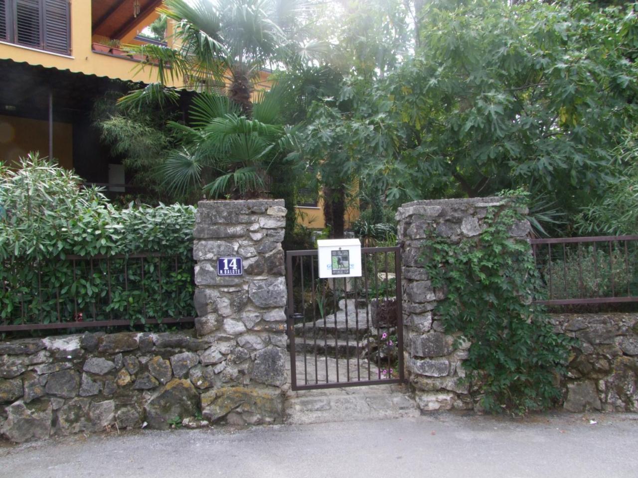 Guest House Korado Rovinj Bagian luar foto
